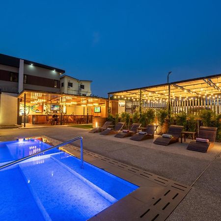 Eden Gardens Hotel Accra Extérieur photo