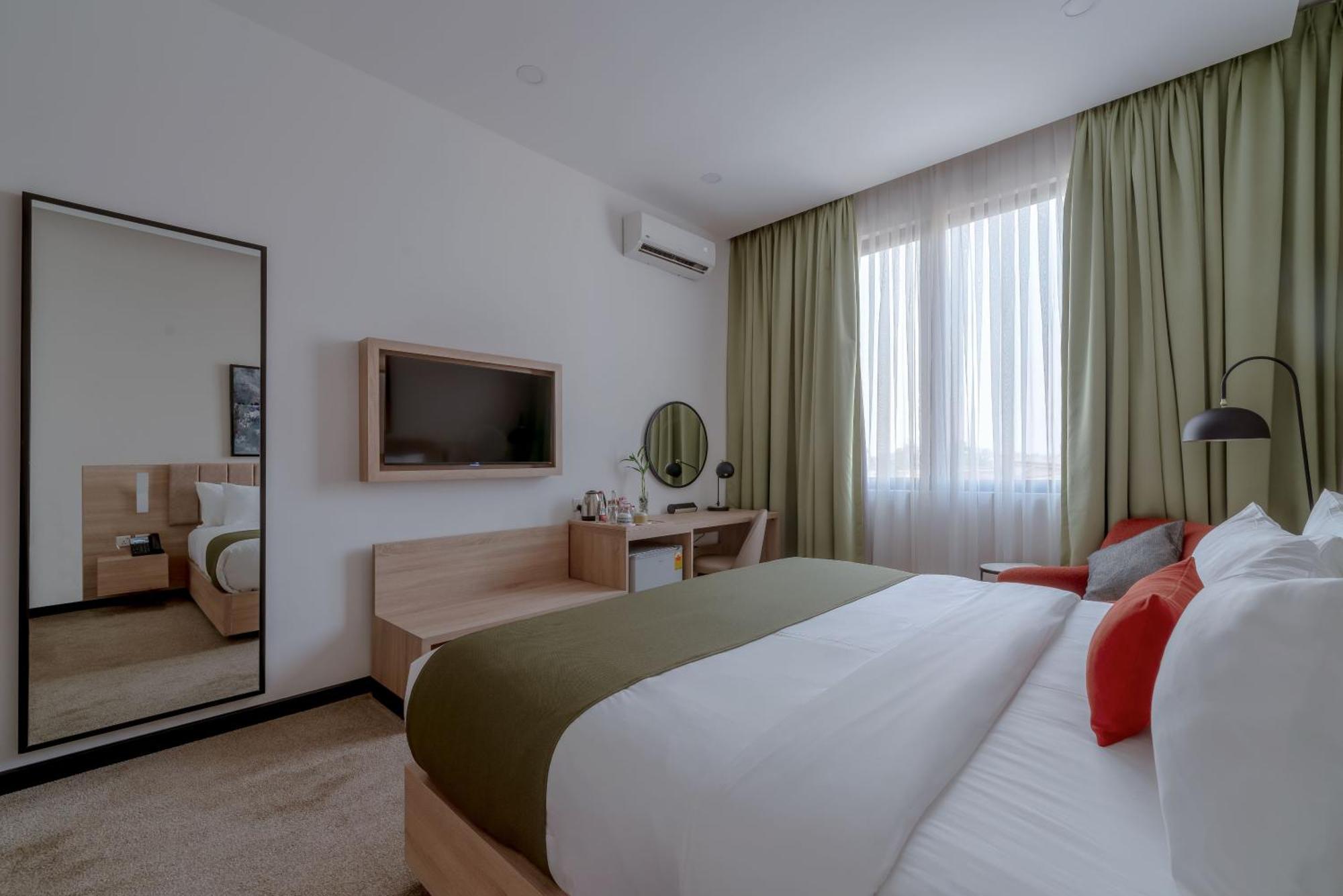 Eden Gardens Hotel Accra Extérieur photo
